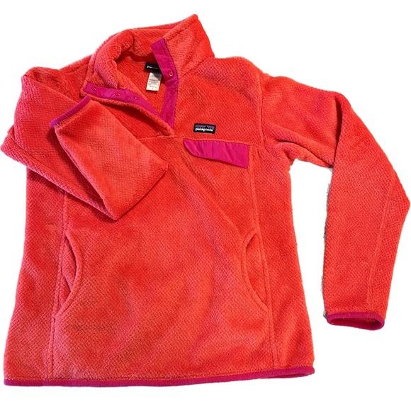 Patagonia Jackets & Blazers - pink/red women’s patagonia synchilla sweatshirt/jacket - size medium